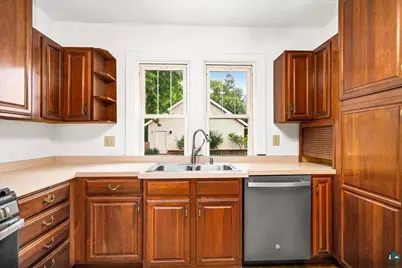 5127 Peabody St, Duluth, MN 55804 - Photo 8