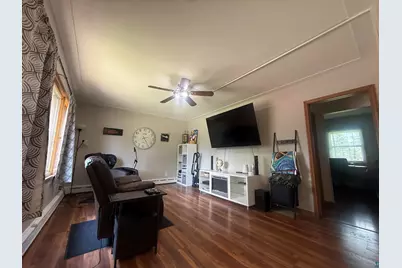 8 13th St NW, Chisholm, MN 55719 - Photo 10
