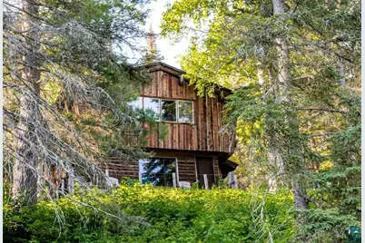 5985 Hwy 1, Silver Bay, MN 55614 - Photo 1