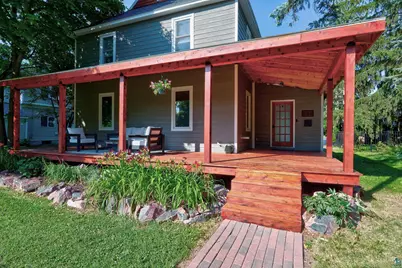 904 9th Ave W, Ashland, WI 54806 - Photo 2