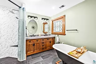5347 Maple Grove Rd, Hermantown, MN 55811 - Photo 40