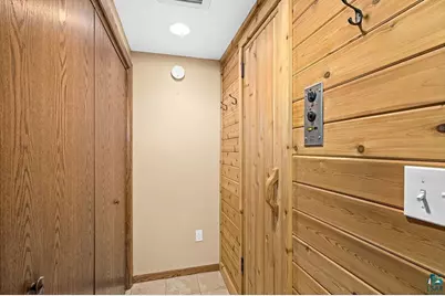 1920 Hutchinson Rd, Duluth, MN 55811 - Photo 24