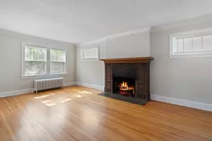 1828 Woodland Ave, Duluth, MN 55803 - Photo 2