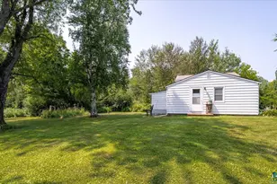 3310 Strand Rd, Duluth, MN 55803 - Photo 10