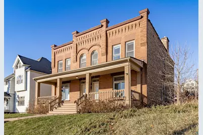 209-211 E 3rd St, Duluth, MN 55805 - Photo 2