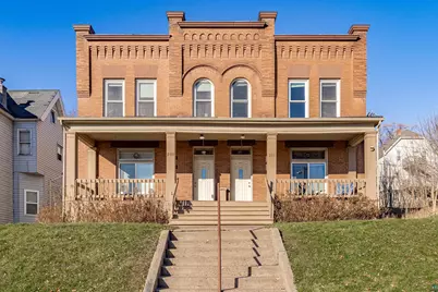 209-211 E 3rd St, Duluth, MN 55805 - Photo 1