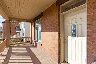 209-211 E 3rd St, Duluth, MN 55805 - Photo 4