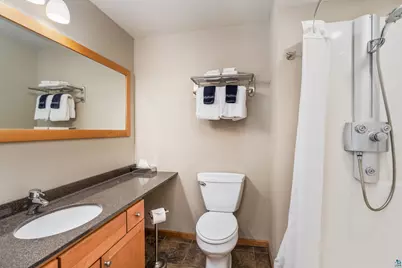 2100 Water St #302A, Duluth, MN 55812 - Photo 24