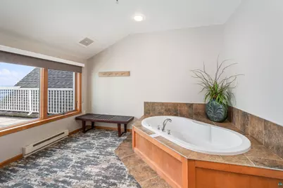 2100 Water St #302A, Duluth, MN 55812 - Photo 32