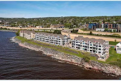 2100 Water St #302A, Duluth, MN 55812 - Photo 2