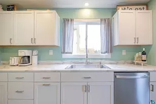 1826 E 7th St, Superior, WI 54880 - Photo 22
