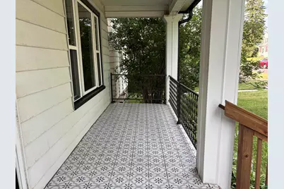 3816 W 5th St, Duluth, MN 55807 - Photo 2