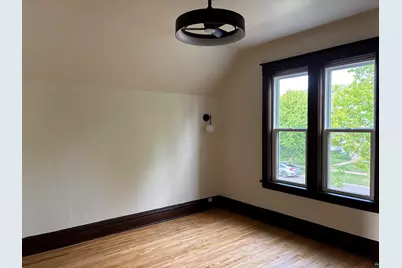 3816 W 5th St, Duluth, MN 55807 - Photo 16
