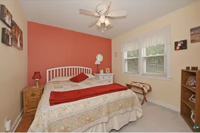 426 Ridgewood Rd, Duluth, MN 55804 - Photo 8
