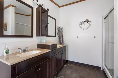 5957 Sunny Ln, Duluth, MN 55811 - Photo 18