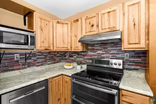 422 N 76th Ave W, Duluth, MN 55807 - Photo 12