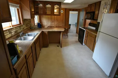 412 11th Ave E, Ashland, WI 54806 - Photo 4