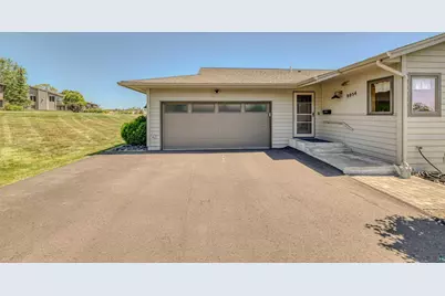 8054 E Spirit Cove Dr #1, Duluth, MN 55807 - Photo 2