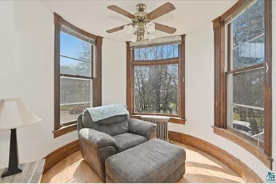 1727 E Superior St, Duluth, MN 55804 - Photo 16