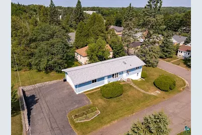2302 Pershing St, Duluth, MN 55811 - Photo 2