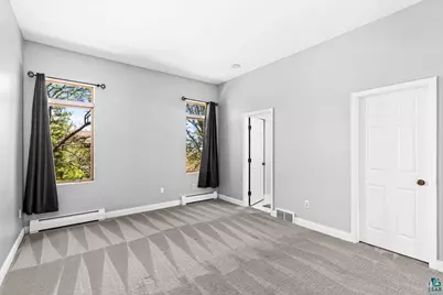 2906 W 15th St, Duluth, MN 55806 - Photo 44