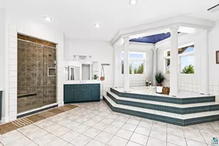 2906 W 15th St, Duluth, MN 55806 - Photo 68