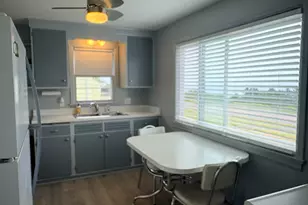 1031 W Skyline Pkwy, Duluth, MN 55806 - Photo 8