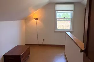 1031 W Skyline Pkwy, Duluth, MN 55806 - Photo 14