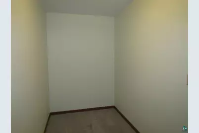 47 E 4th St, Superior, WI 54880 - Photo 10
