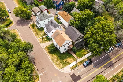 2602 W 3rd St, Duluth, MN 55806 - Photo 58