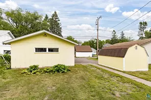 703 E 5th St, Superior, WI 54880 - Photo 38
