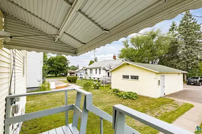703 E 5th St, Superior, WI 54880 - Photo 34