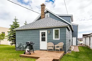 621 3rd Ave, Two Harbors, MN 55616 - Photo 2