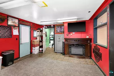 1103 Grant Ave, Eveleth, MN 55734 - Photo 16