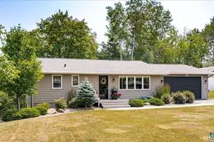 3830 Chambersburg Ave, Duluth, MN 55811 - Photo 2