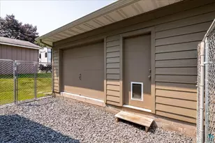 3830 Chambersburg Ave, Duluth, MN 55811 - Photo 8