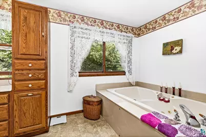 2705 Jean Duluth Rd, Duluth, MN 55804 - Photo 26