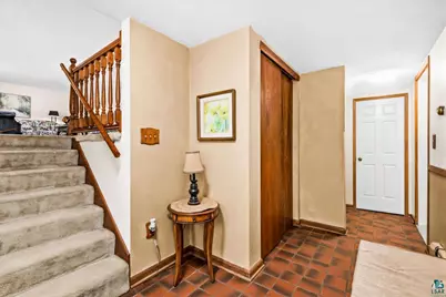 2705 Jean Duluth Rd, Duluth, MN 55804 - Photo 4