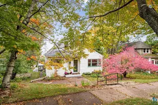 614 Sparkman Ave, Duluth, MN 55803 - Photo 2