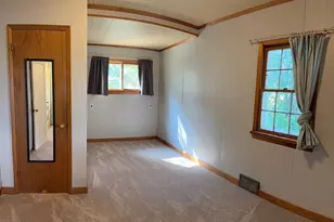 614 Sparkman Ave, Duluth, MN 55803 - Photo 18