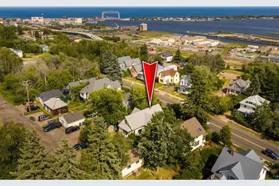1323 W 1st St, Duluth, MN 55806 - Photo 6