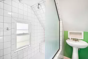 1323 W 1st St, Duluth, MN 55806 - Photo 32