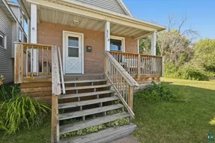 3717 Grand Ave, Duluth, MN 55807 - Photo 2