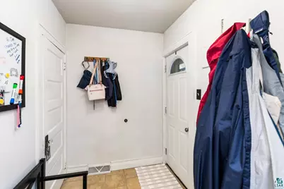 4731 Oneida St, Duluth, MN 55804 - Photo 26