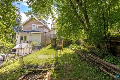 517 E 8th St, Duluth, MN 55805 - Photo 20