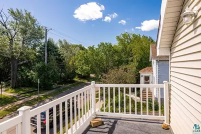 517 E 8th St, Duluth, MN 55805 - Photo 14