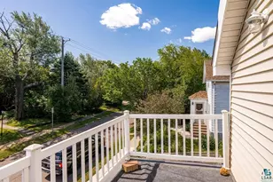 517 E 8th St, Duluth, MN 55805 - Photo 14