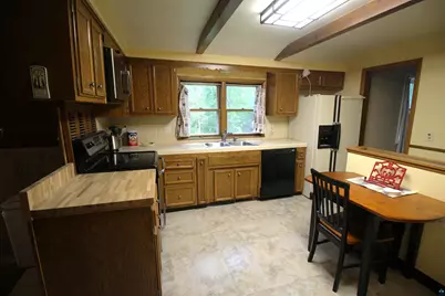 3816 Crescent View Ave, Duluth, MN 55804 - Photo 10