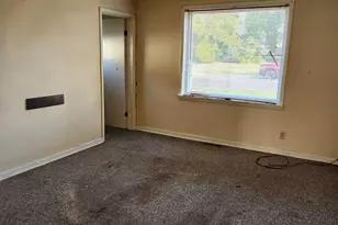 413 St Claire St, Ashland, WI 54806 - Photo 24
