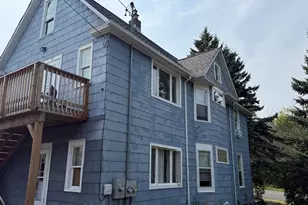 1302 W 1st St, Duluth, MN 55806 - Photo 2